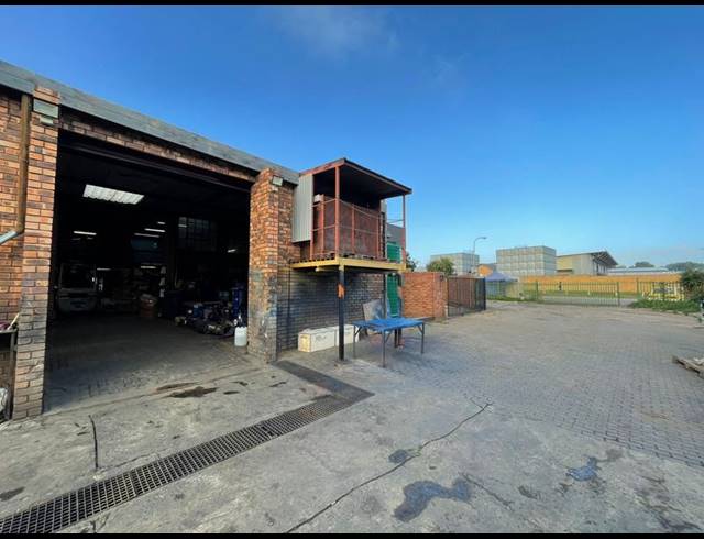 INDUSTRIAL PROPERTY TO RENT IN HENNOPSPARK